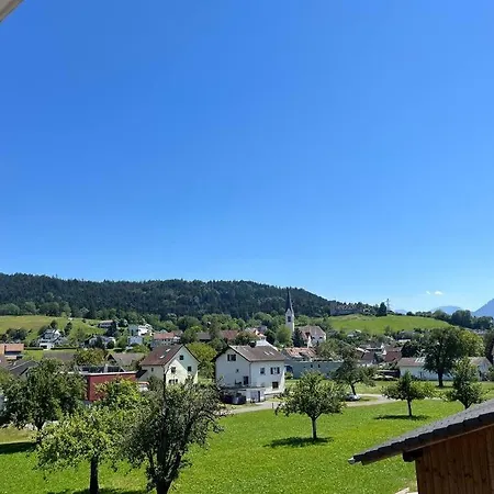 Sonnige Wohnung Mit Schoener Aussicht In Wolfurt Exterior photo