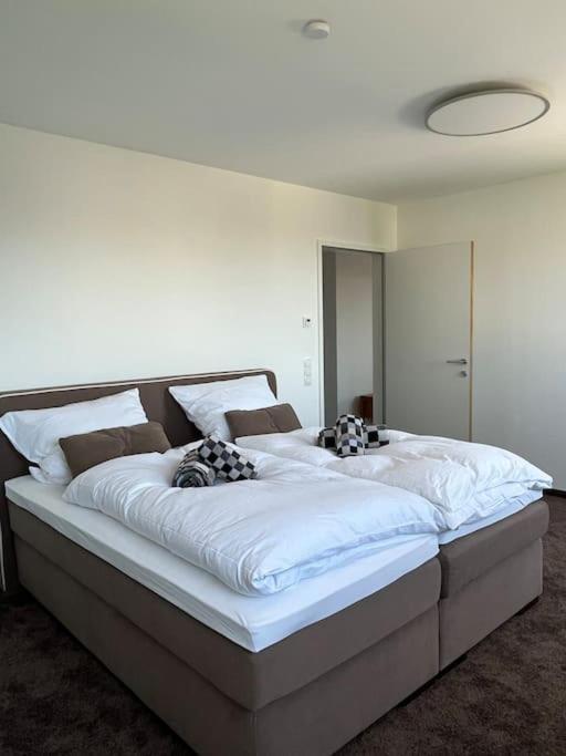 Sonnige Mit Schoener Aussicht In Apartment